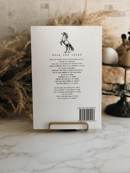 Black Beauty Heirloom Linen 5 Book Set | Read & Learn Classics for Kids - Farmhouse Book Co.